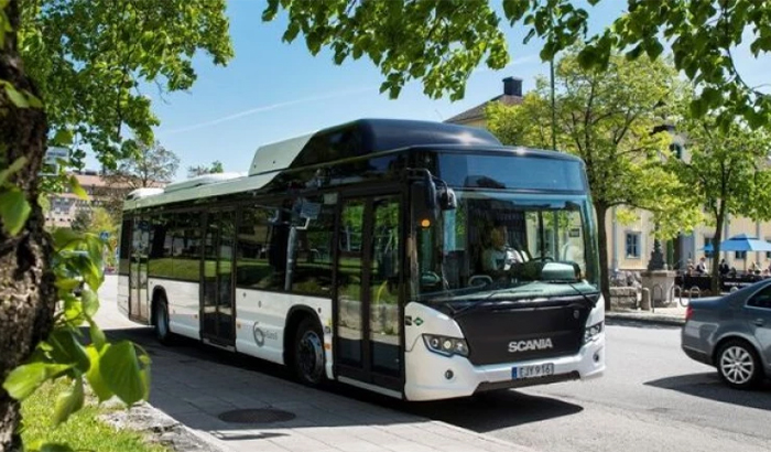 4616060